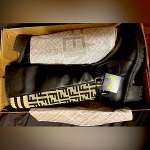 FF boots-worn once! Please see pic 3. There is a tiny mark.